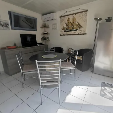 شقة 5039 - Cap D'agde Joli T3 Parking Piscine Clim Et Wifi Rez De Chaussee آجد