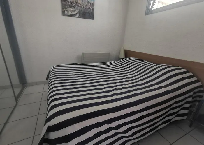 5039 - Cap D'agde Joli T3 Parking Piscine Clim Et Wifi Rez De Chaussee